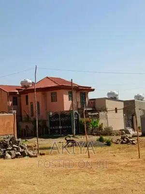 5bdrm Apartment in G +1, Oromia-Finfinne for sale