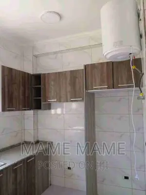 7bdrm House in Addis Abeba, Bole for sale