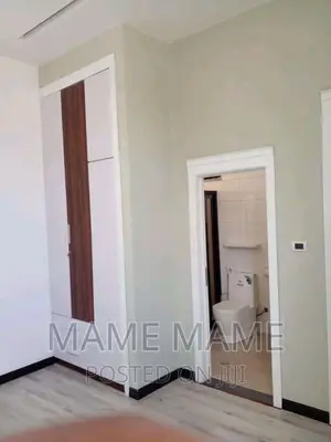 7bdrm House in Addis Abeba, Bole for sale