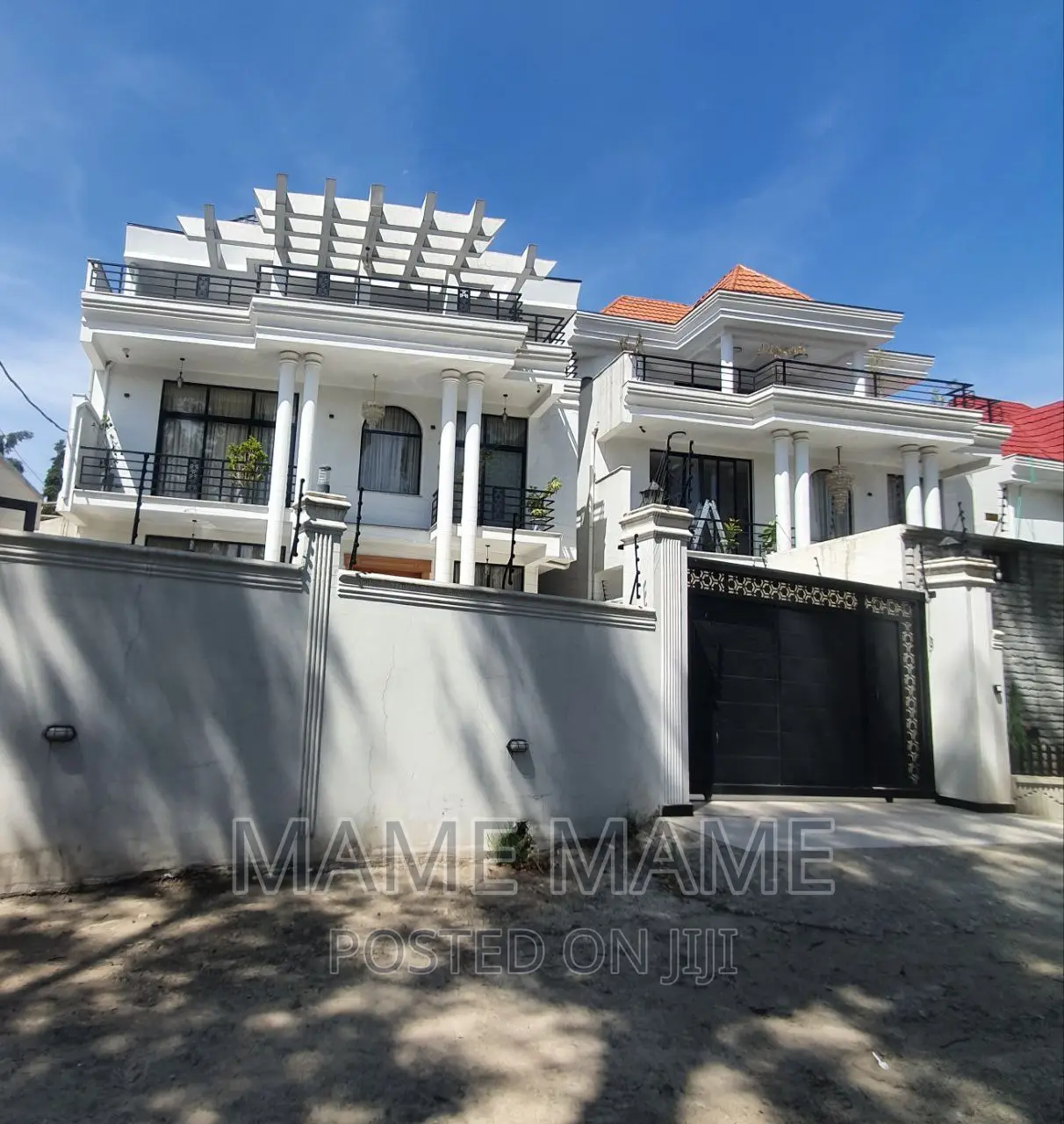 7bdrm House in Addis Abeba, Bole for sale