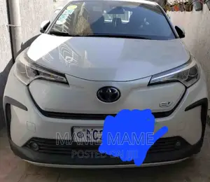Toyota C-HR 2022 White