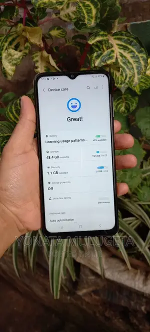 Photo - New Samsung Galaxy M13 128 GB Black