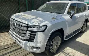 Toyota Land Cruiser 2023 White