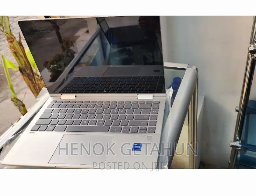 New Laptop HP Envy X360 16GB Intel Core I7 SSD 1T