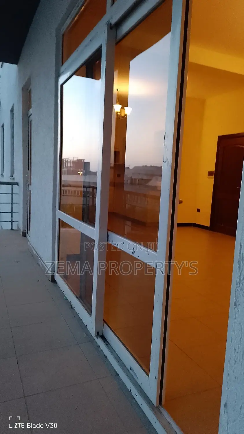 3bdrm Apartment in Zema, Bole for rent