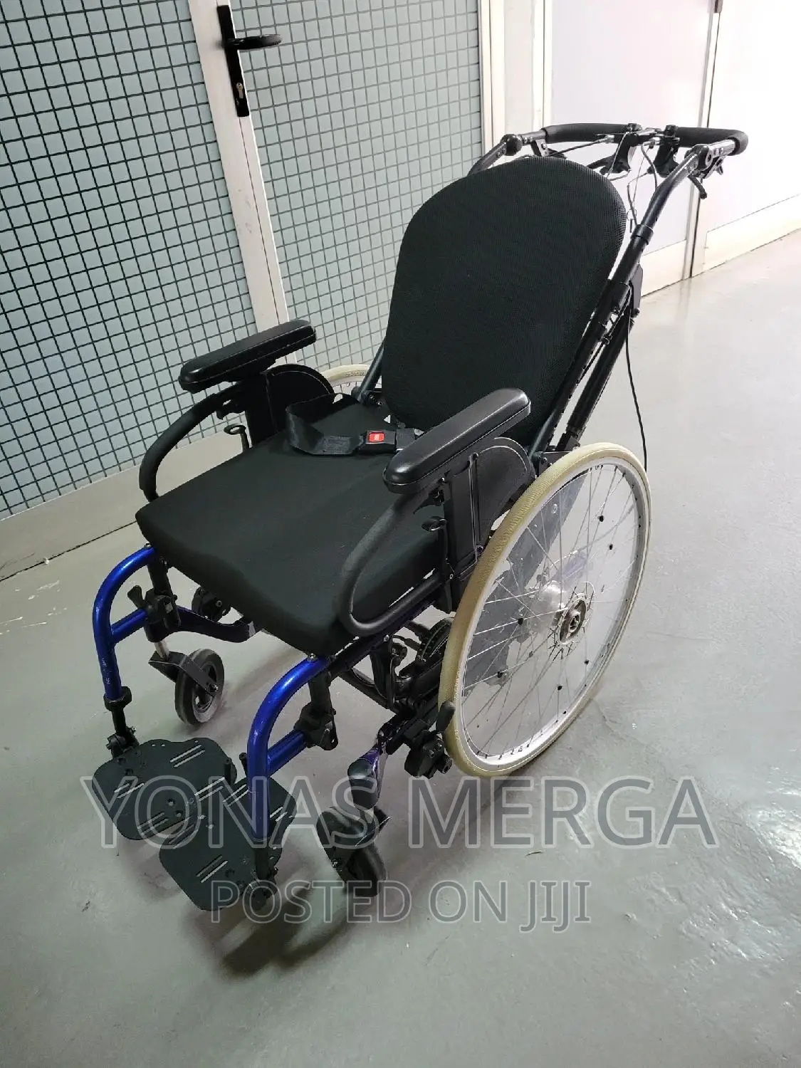This Comfort Wheelchair Has Tilt Recline Facility Is Fitted