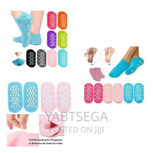 Photo - Soft Moisturizing Gel Socks Foot Care