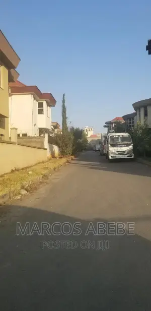 Photo - የ ሚሸጥ ቦታ አያት አፍሮፅሆን ኮፓውንድ ወስጥ (Land for Sale)