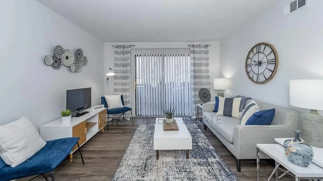 1bdrm Apartment in Central Plaza, Lideta for sale