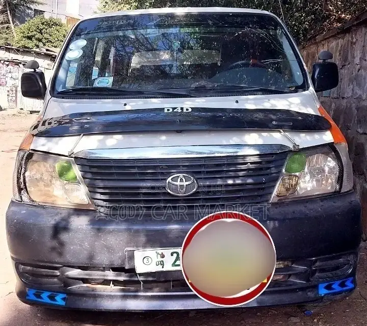 Toyota HiAce 2008 White
