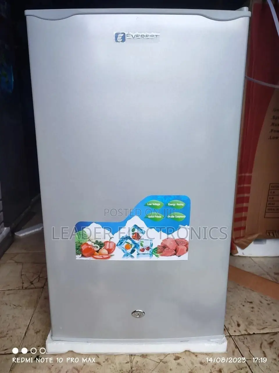 Boss Refrigerator 140 Liter