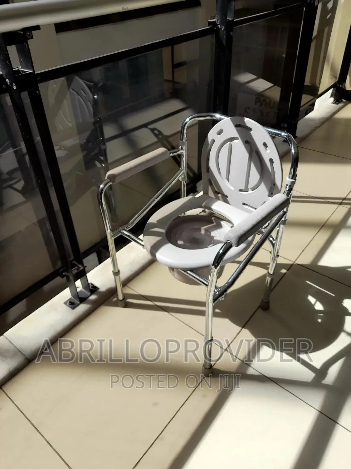 Toilet Chair/Commode Chair/Folding Flexible Chair