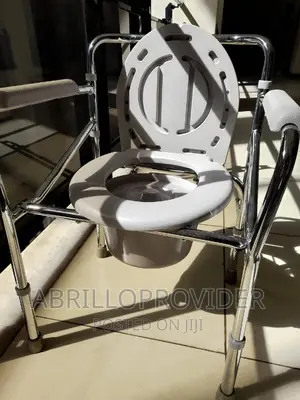 አዲስ Commode Chair/Flexible Folding Chair/Toilet Chair/