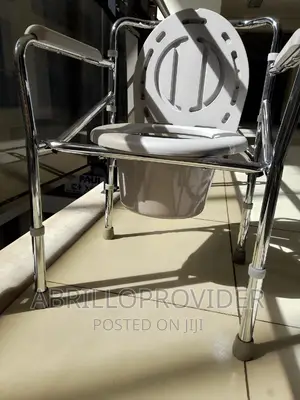 አዲስ Commode Chair/Flexible Folding Chair/Toilet Chair/