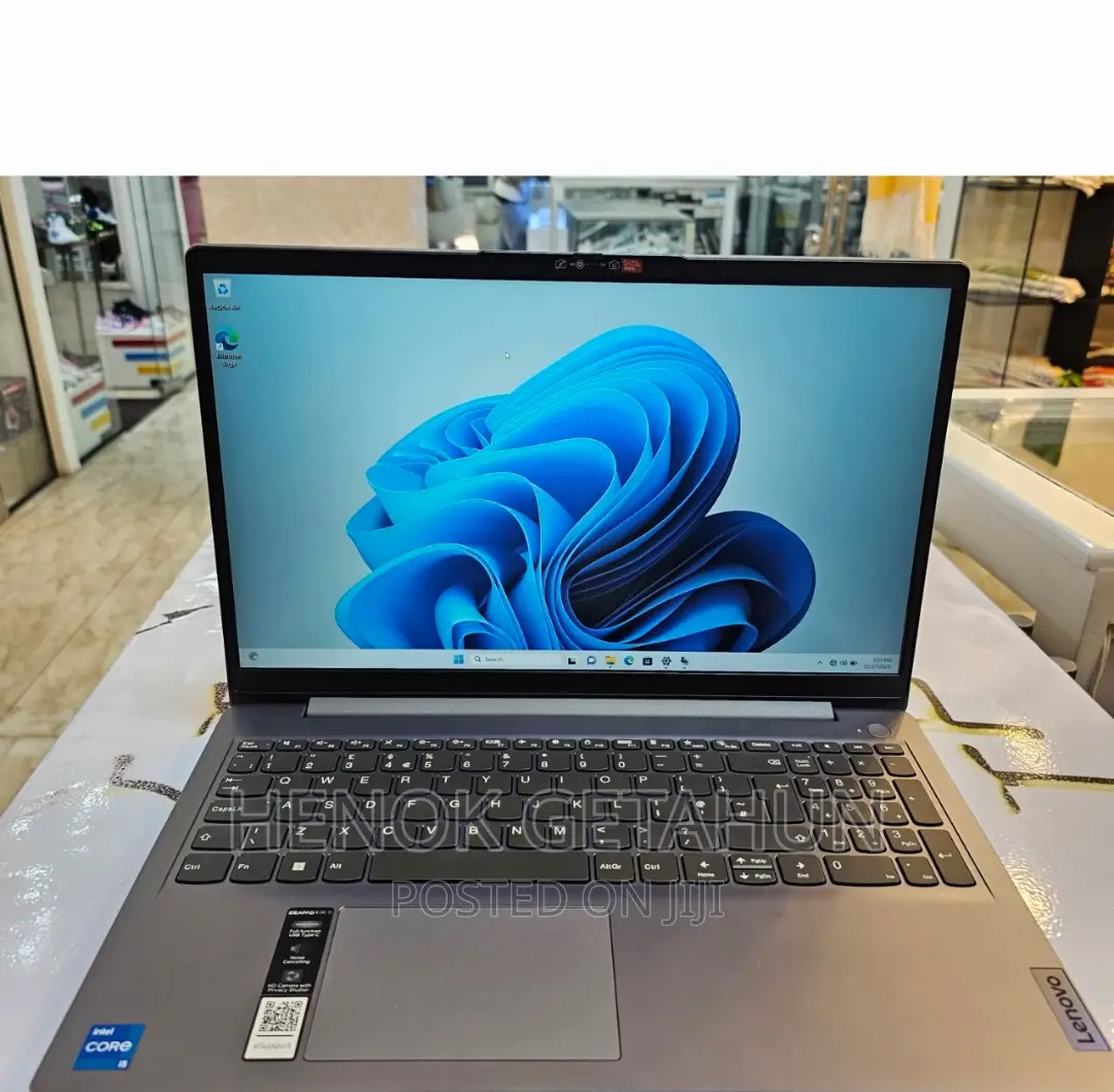 New Laptop Lenovo Ideapad 3 16GB Intel Core I5 SSD 1T