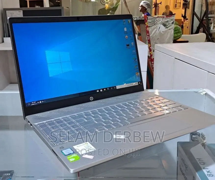 New Laptop HP Pavilion 13 16GB Intel Core I7 SSD 512GB