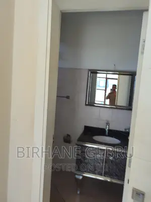 2bdrm Apartment in Apartiment, Bole for rent