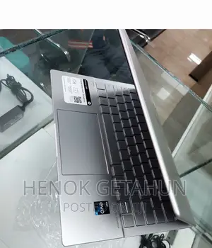 New Laptop HP Envy X360 8GB Intel Core I7 SSD 512GB