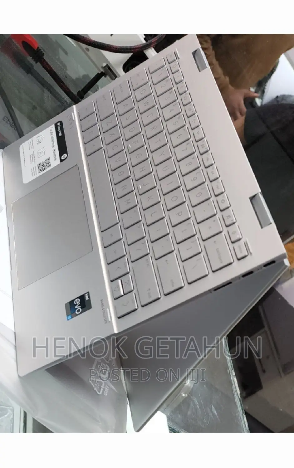 New Laptop HP Envy X360 8GB Intel Core I7 SSD 512GB