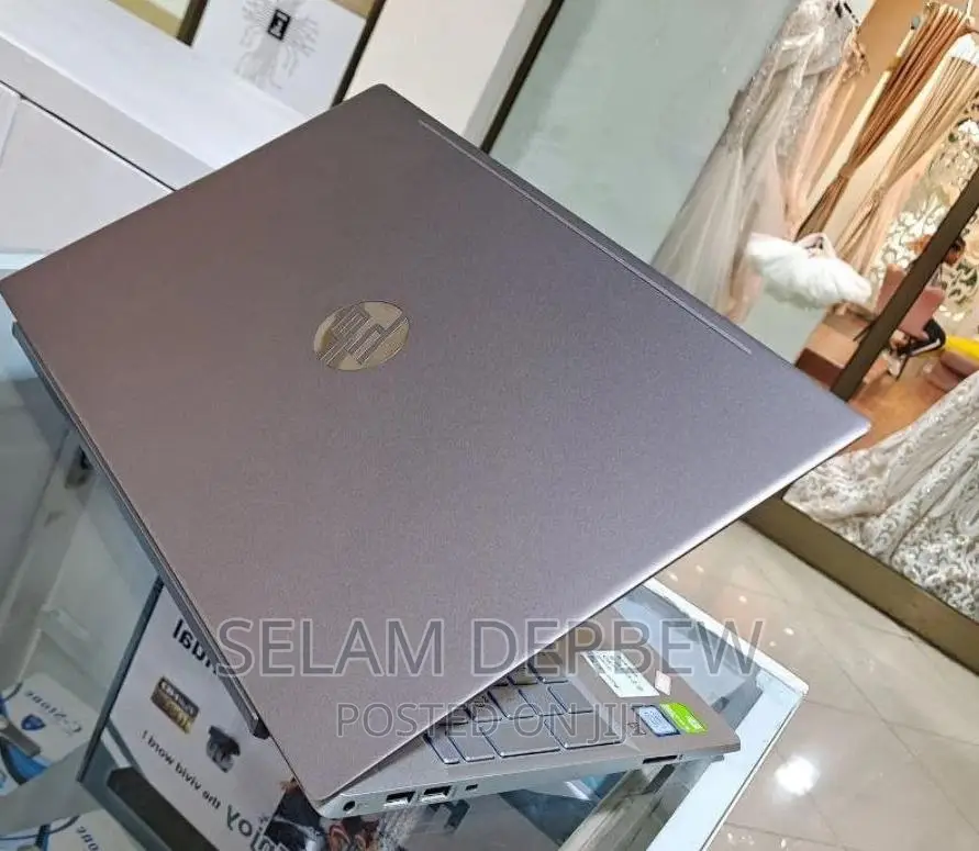 New Laptop HP Pavilion 13 16GB Intel Core I7 SSD 512GB