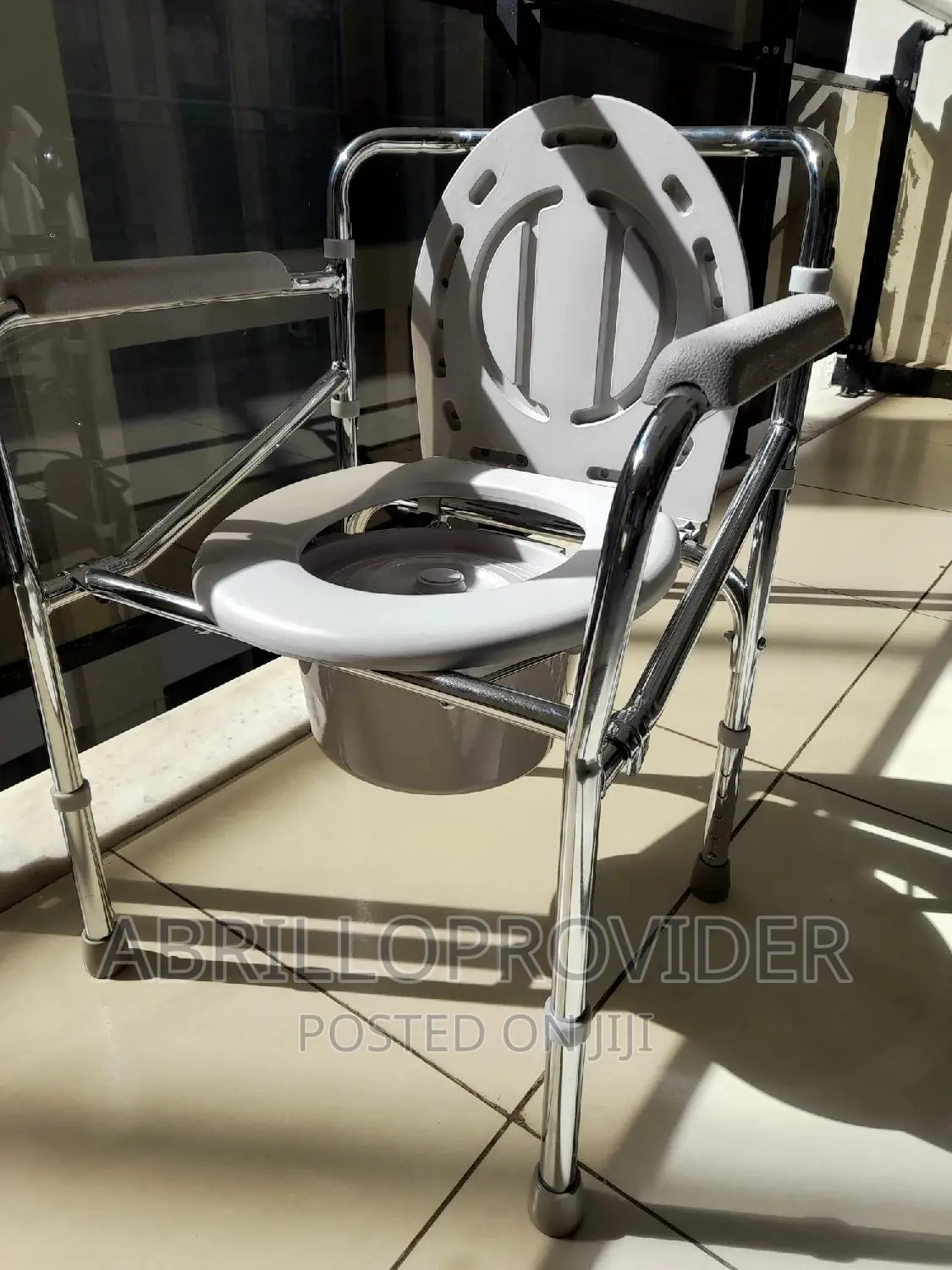 Commode Chair/Folding Chair/Toilet Chair/Folding Chair