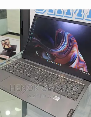 New Laptop Lenovo ThinkPad Yoga 8GB Intel Core i7 HDD 1T