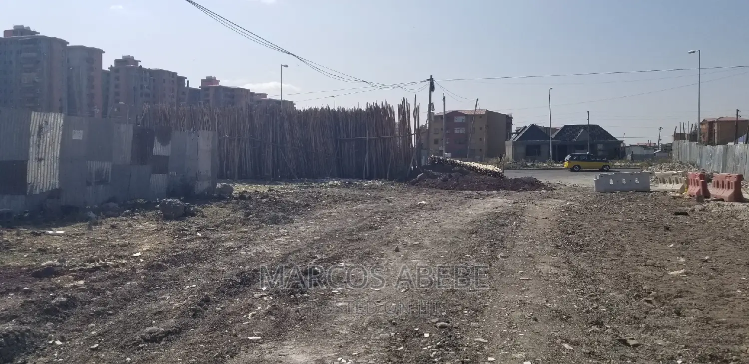 የሚሸጥ ቦታ ለ አፓርትመንት የሚሆን (Land for Sale )