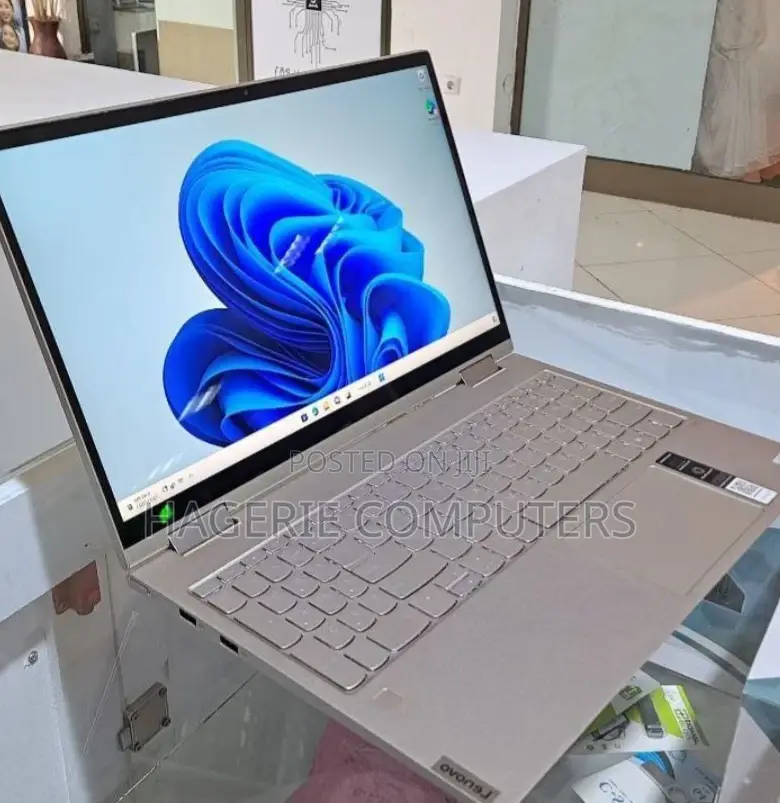 New Laptop Lenovo Yoga C740 12GB Intel Core I7 SSD 512GB