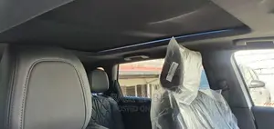 New Peugeot 5008 2023 White