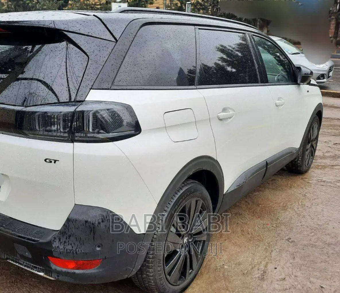 New Peugeot 5008 2023 White