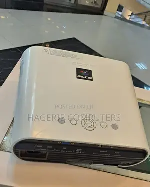 Brand New Sony Projector Sd Es5