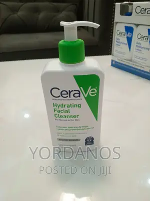 Photo - Cerae Hydrating Facial Cleanser