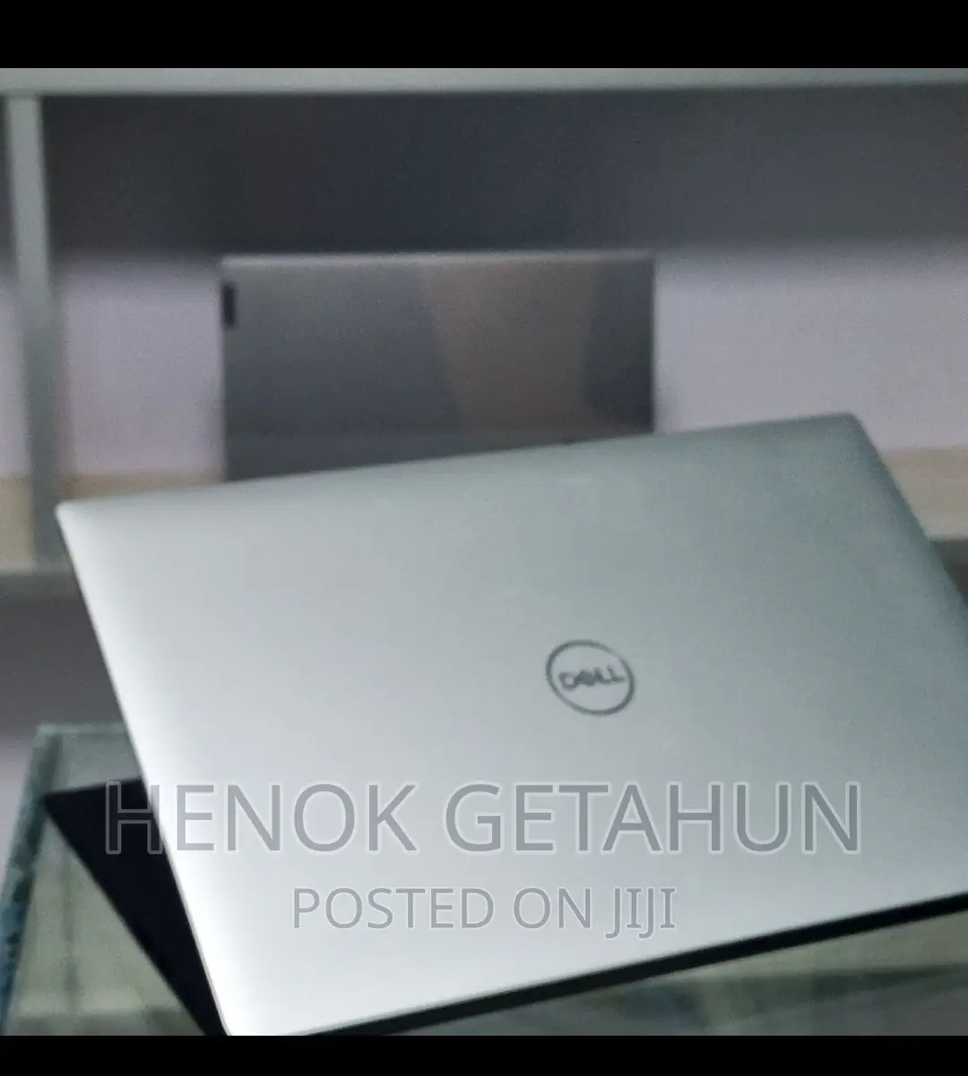 New Laptop Dell XPS 15 16GB Intel Core I7 SSD 512GB