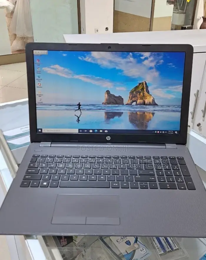 New Laptop HP 8GB Intel Core I7 HDD 1T