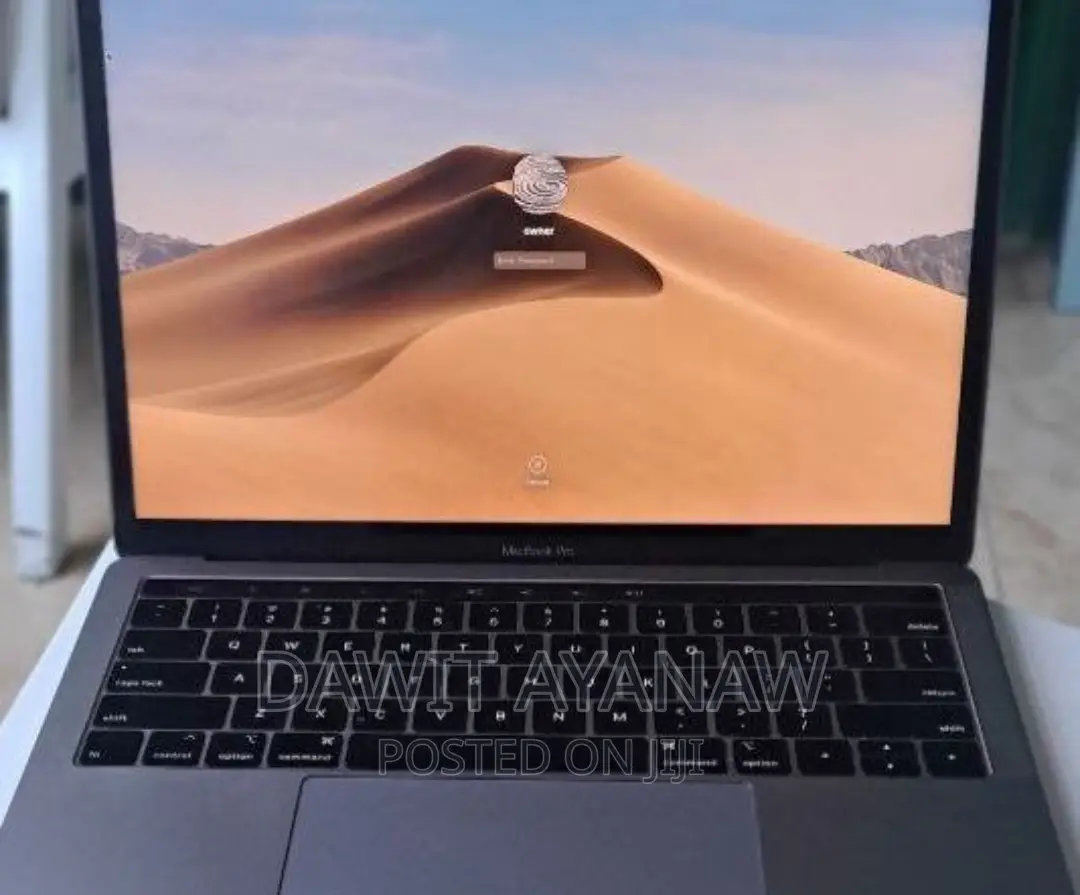 New Laptop Apple MacBook Pro 2019 8GB Intel Core I5 SSD 128GB