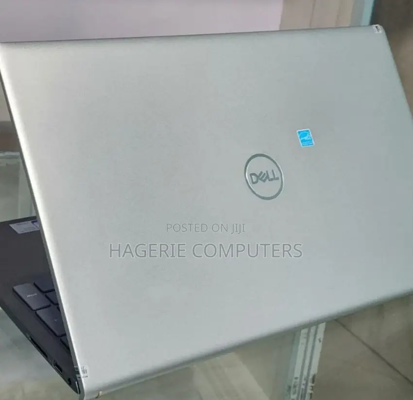 New Laptop Dell Inspiron 15 3565 16GB Intel Core I7 SSD 512GB