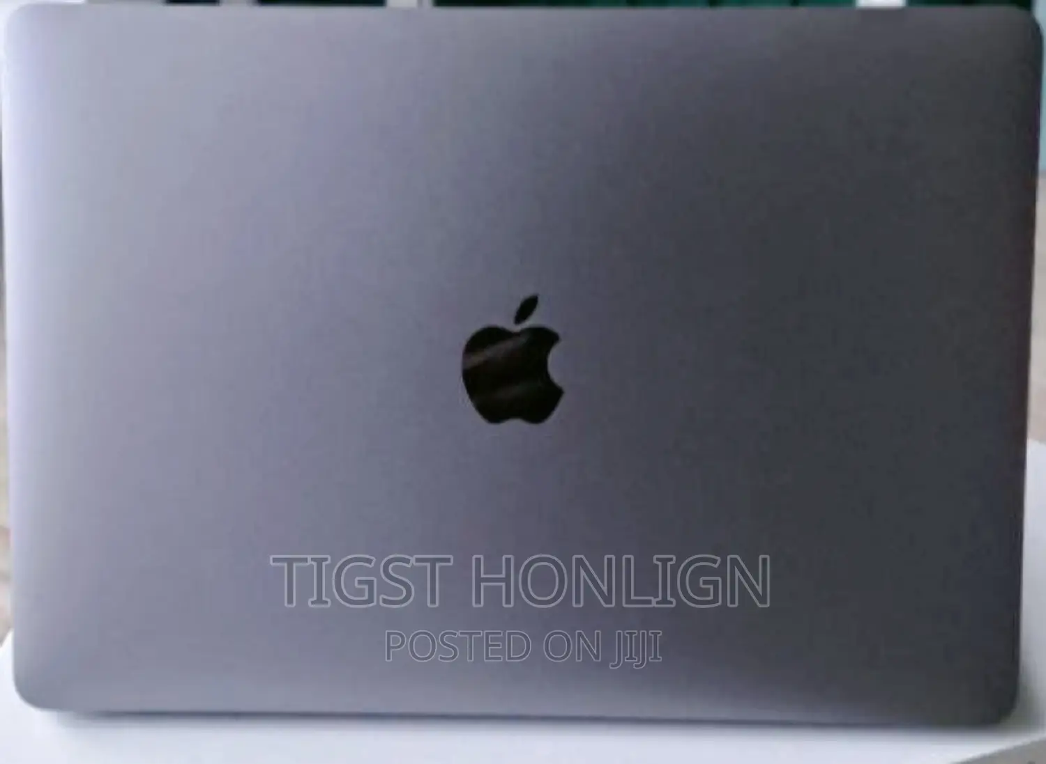 New Laptop Apple MacBook Pro 2019 8GB Intel Core I5 SSD 128GB