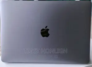 New Laptop Apple MacBook Pro 2019 8GB Intel Core I5 SSD 128GB