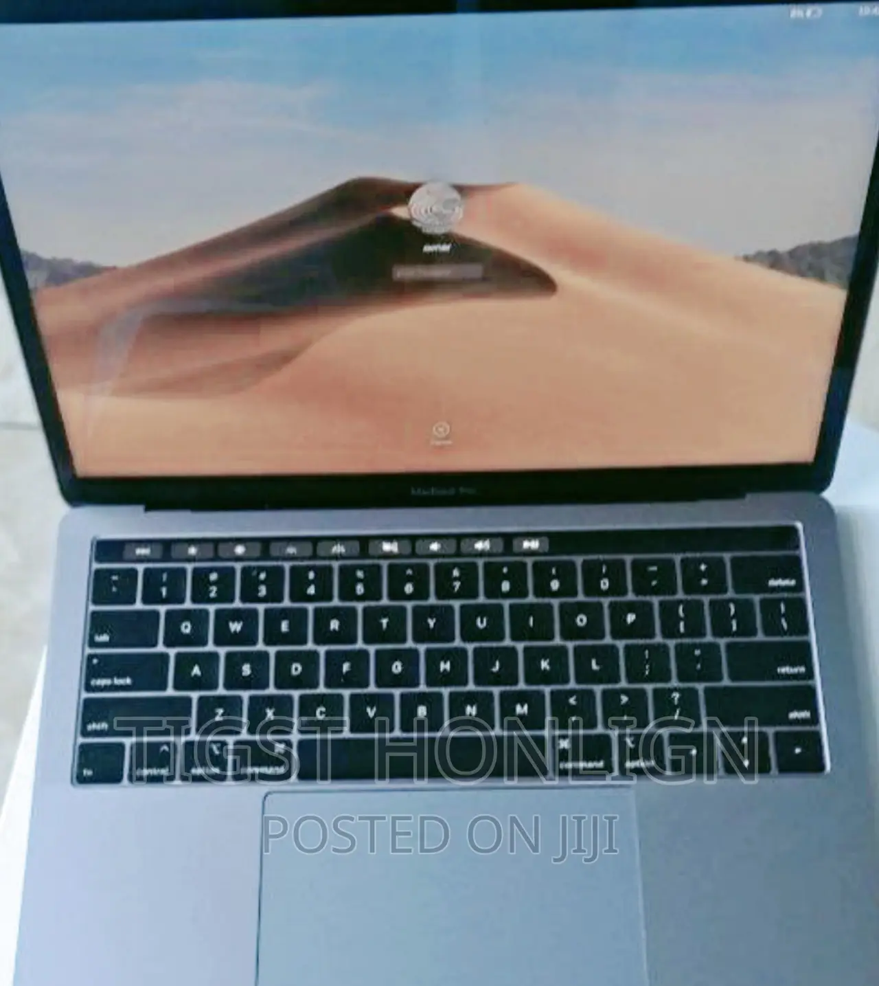 New Laptop Apple MacBook Pro 2019 8GB Intel Core I5 SSD 128GB