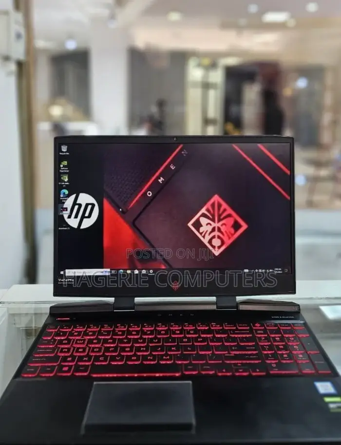 New Laptop HP Omen 15-Ce0xx 16GB Intel Core I7 SSD 1T