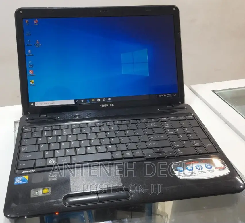 Laptop Toshiba Satellite L600 4GB Intel Core I3 HDD 500GB