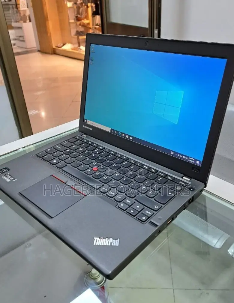 New Laptop Lenovo ThinkPad X250 4GB Intel Core I5 HDD 500GB