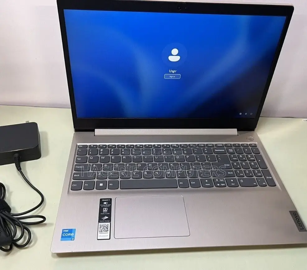 New Laptop Lenovo IdeaPad U330 8GB Intel Core I3 SSD 256GB