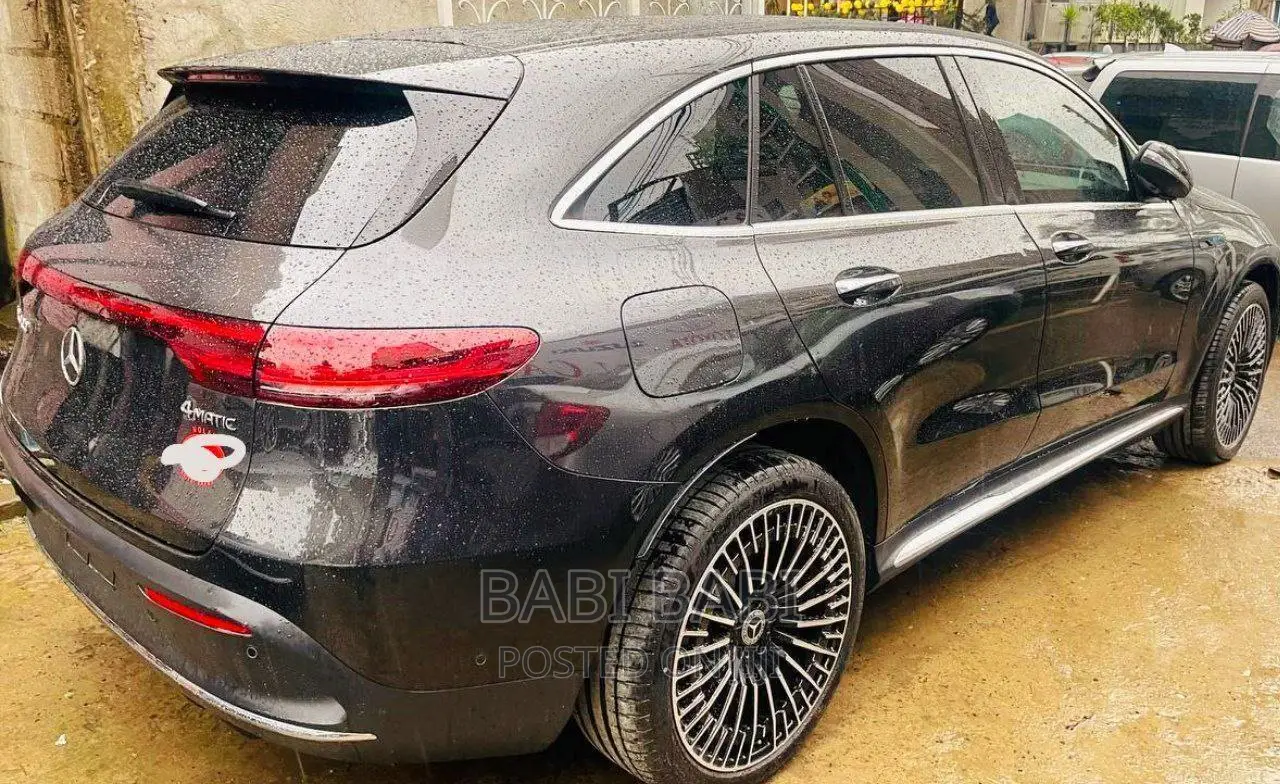 New Mercedes-Benz EQE 2023 Matt Black
