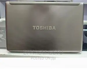 Laptop Toshiba Satellite C850 4GB Intel Core I5 HDD 750GB