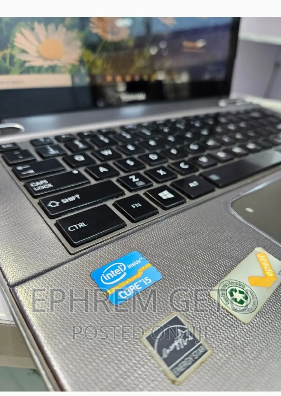 Laptop Toshiba Satellite C850 4GB Intel Core I5 HDD 750GB