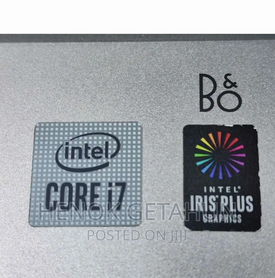 New Laptop HP Pavilion X360 8GB Intel Core I7 SSD 256GB