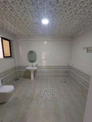 20bdrm Apartment in የግል, Bole for sale