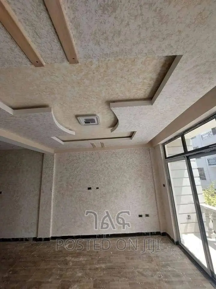 20bdrm Apartment in የግል, Bole for sale