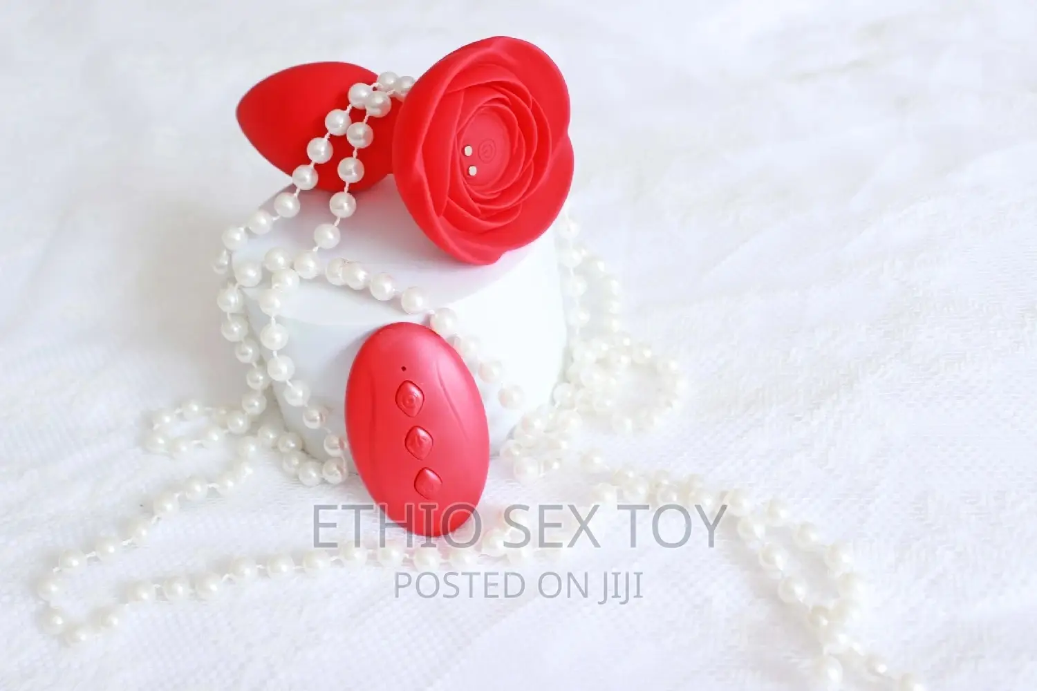Vibrating Rose Butt Plug